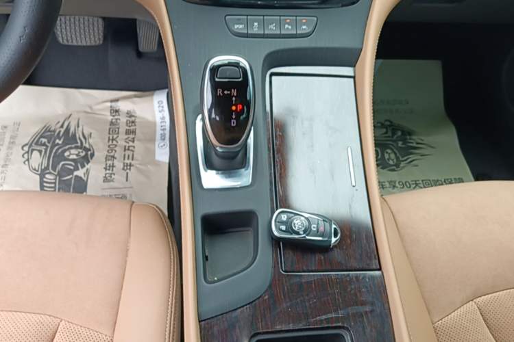 Used Buick LaCrosse 2018 20T Luxury Model Gear Lever