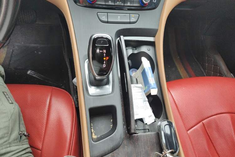Used Buick LaCrosse 2018 20T Leading Model Gear Lever