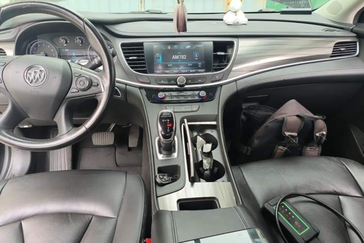 Used Buick LaCrosse 2018 20T Elite Edition Gear Lever