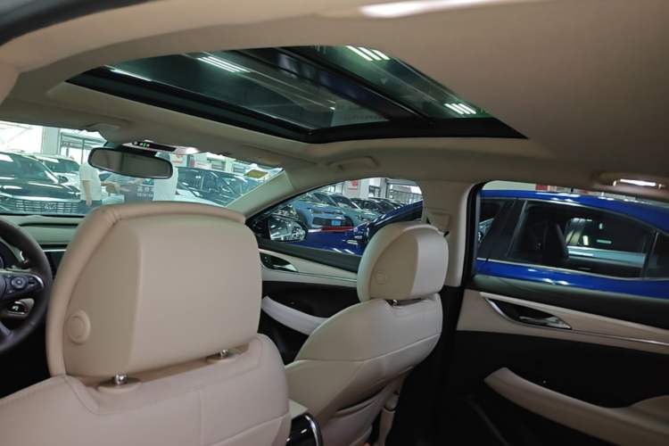 Used Buick LaCrosse 2018 30H Elite Edition Headliner