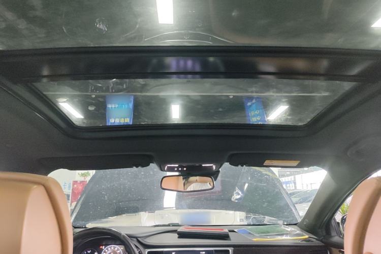 Used Buick LaCrosse 2018 20T Luxury Model Headliner