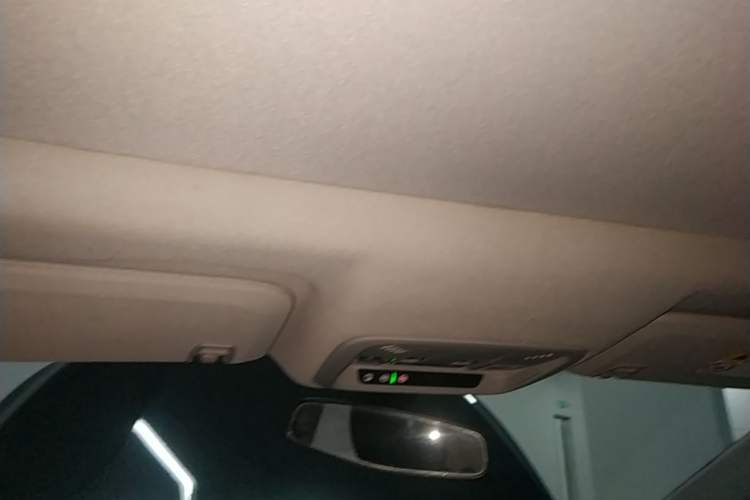 Used Buick LaCrosse 2018 20T Leading Model Headliner