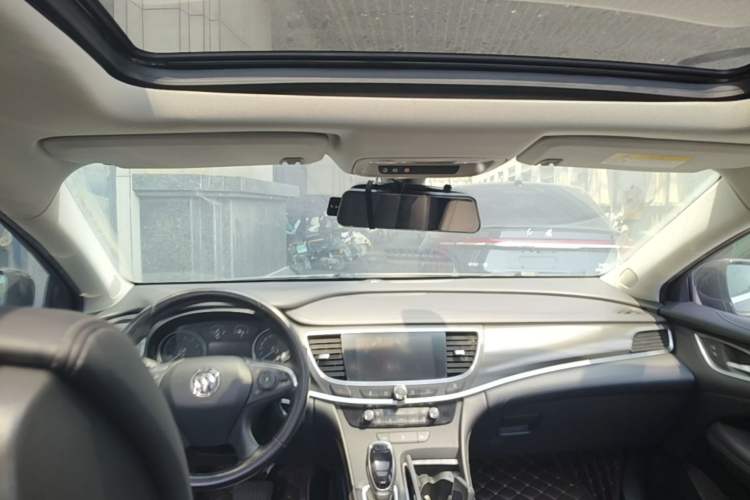 Used Buick LaCrosse 2018 20T Elite Edition Headliner