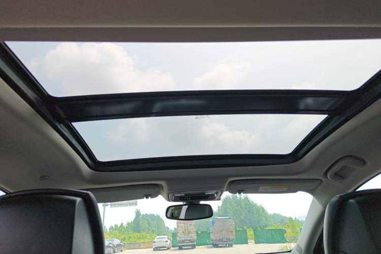 Used Buick LaCrosse 2018 20T Elite Edition Headliner