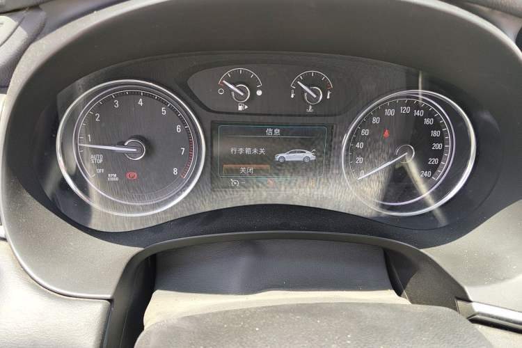 Used Buick LaCrosse 2018 20T Elite Edition Instrument Cluster