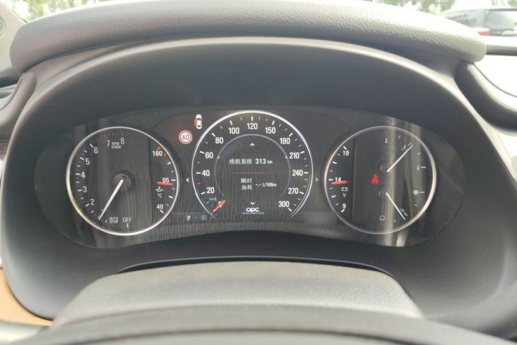 Used Buick LaCrosse 2018 28T Luxury Model Instrument Cluster