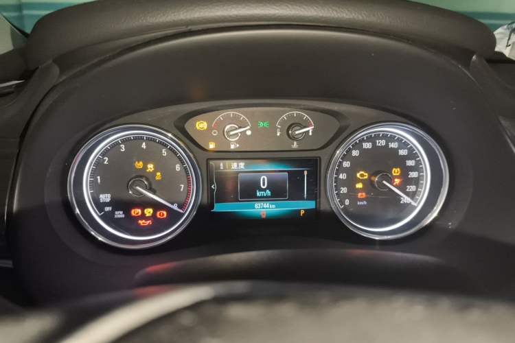 Used Buick LaCrosse 2018 20T Elite Edition Instrument Cluster
