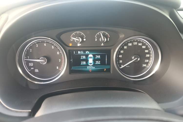 Used Buick LaCrosse 2018 20T Elite Edition Instrument Cluster