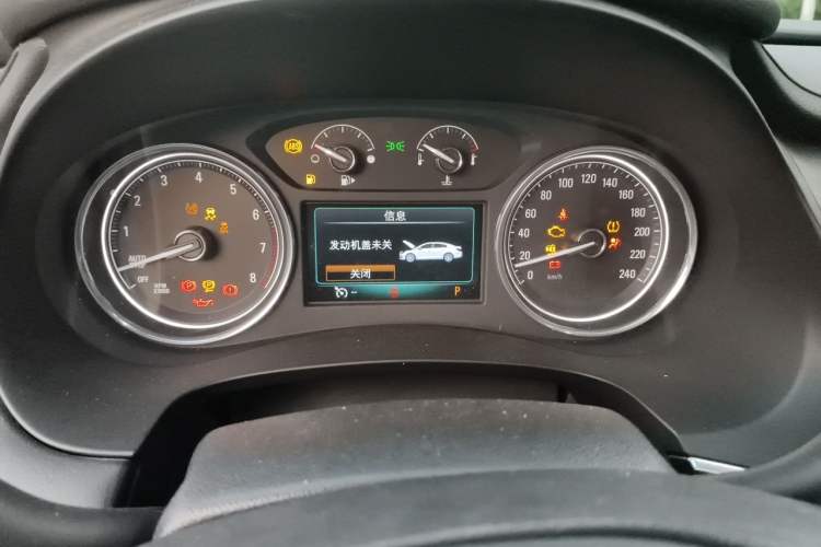 Used Buick LaCrosse 2018 20T Elite Edition Instrument Cluster