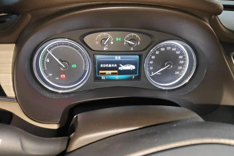 Used Buick LaCrosse 2018 30H Elite Edition Instrument Cluster