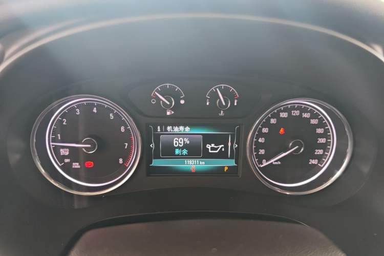 Used Buick LaCrosse 2018 28T Elite Edition Instrument Cluster