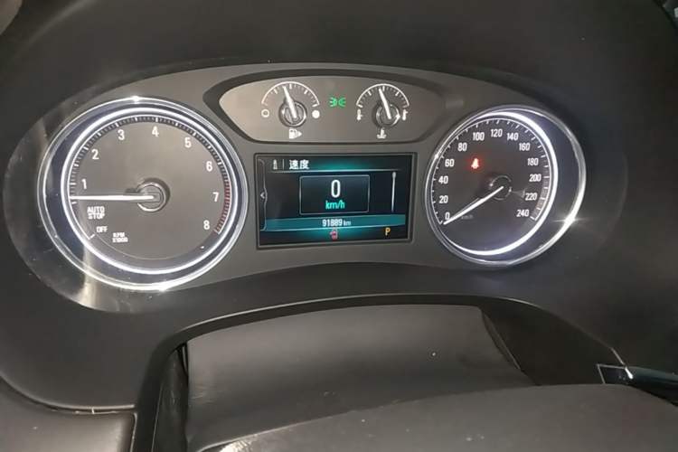 Used Buick LaCrosse 2018 20T Leading Model Instrument Cluster
