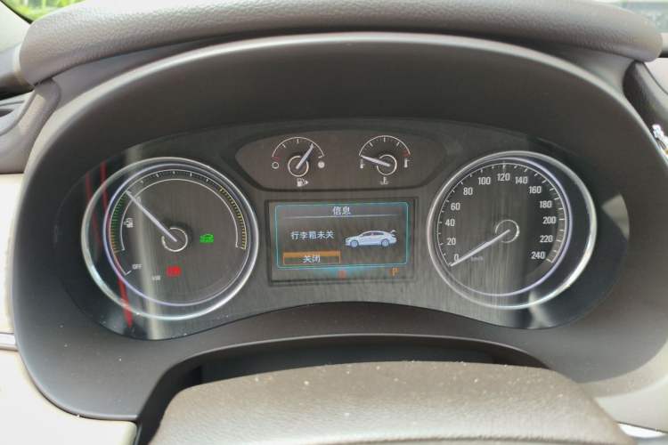 Used Buick LaCrosse 2018 30H Elite Edition Instrument Cluster