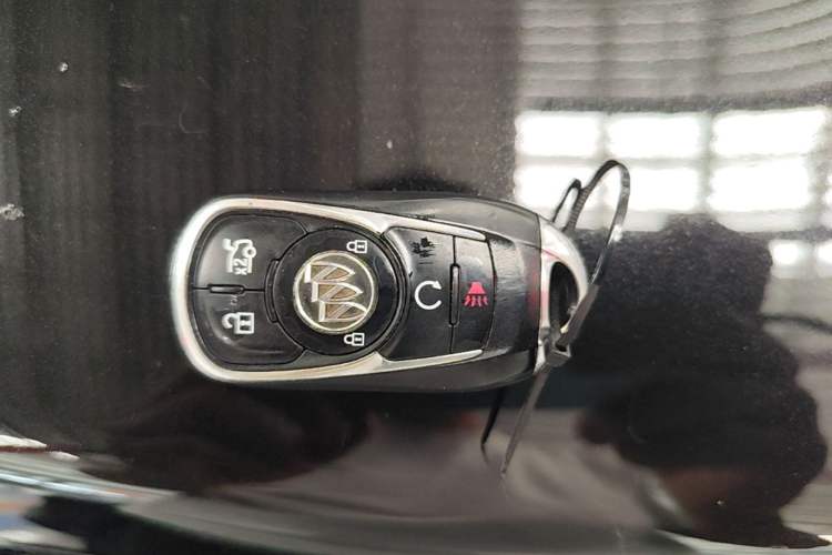 Used Buick LaCrosse 2018 28T Elite Edition Interior 1