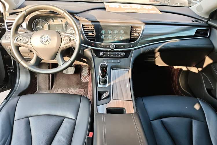 Used Buick LaCrosse 2018 20T Elite Edition Interior 2