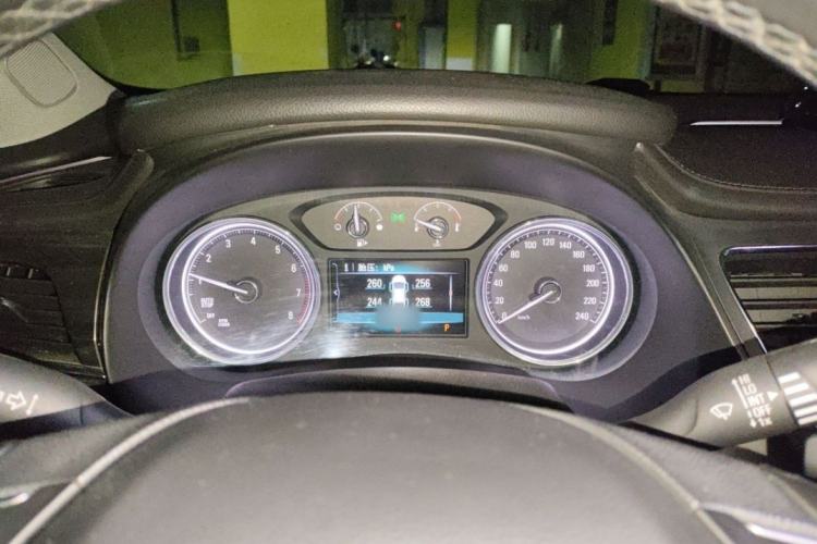 Used Buick LaCrosse 2018 20T Elite Edition Interior 2
