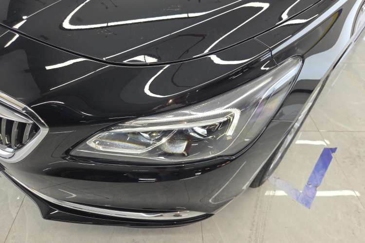 Used Buick LaCrosse 2018 30H Elite Edition Left Front Headlight