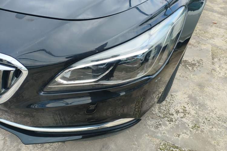 Used Buick LaCrosse 2018 30H Elite Edition Left Front Headlight