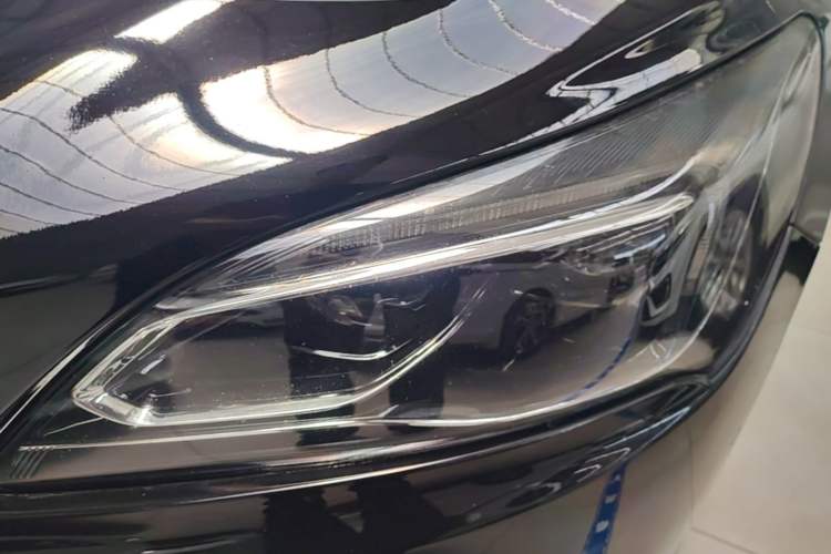 Used Buick LaCrosse 2018 28T Elite Edition Left Front Headlight