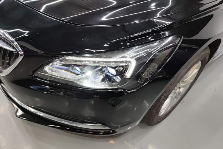 Used Buick LaCrosse 2018 20T Elite Edition Left Front Headlight
