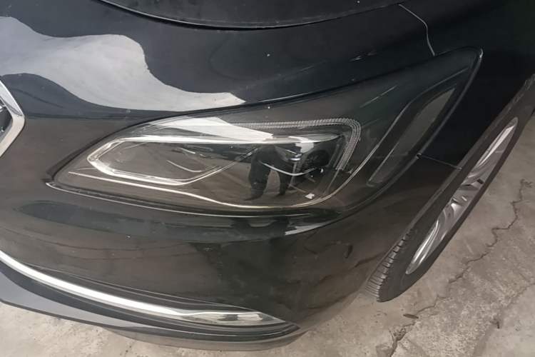 Used Buick LaCrosse 2018 20T Elite Edition Left Front Headlight