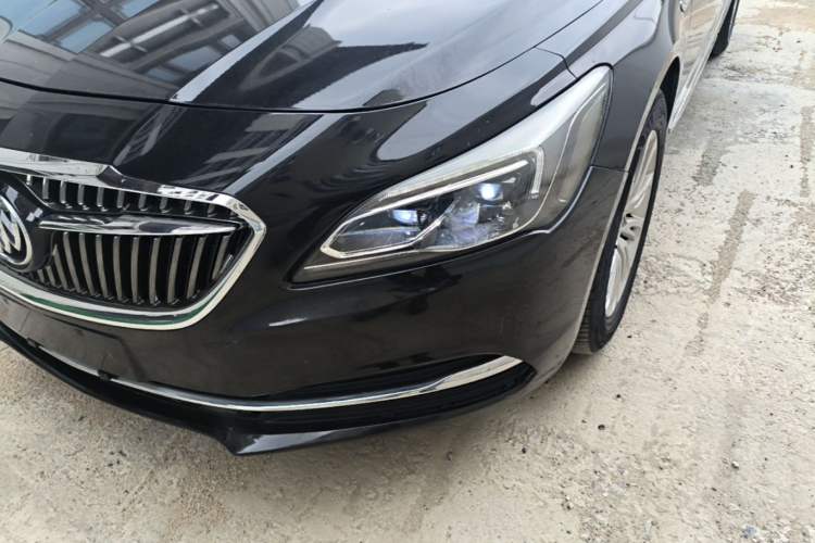 Used Buick LaCrosse 2018 20T Elite Edition Left Front Headlight