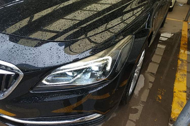 Used Buick LaCrosse 2018 20T Elite Edition Left Front Headlight