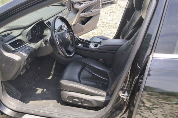 Used Buick LaCrosse 2018 20T Elite Edition Left Front Seat