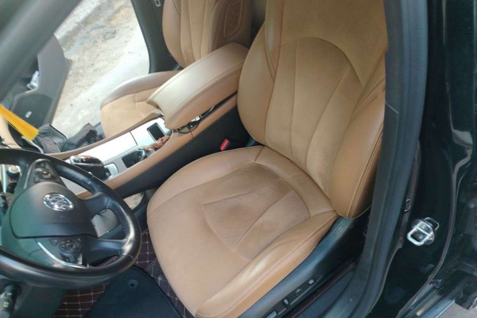 Used Buick LaCrosse 2018 28T Luxury Model Left Front Seat