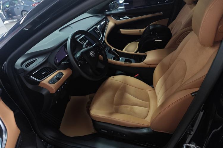 Used Buick LaCrosse 2018 20T Luxury Model Left Front Seat