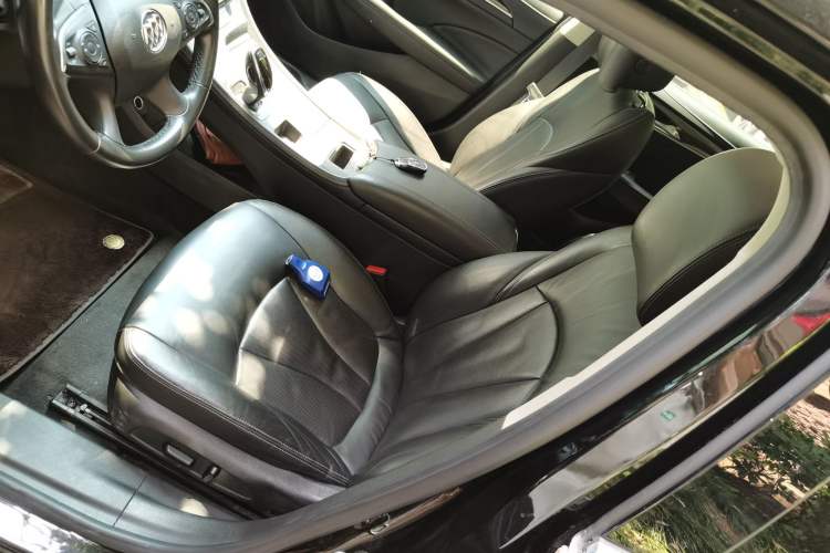 Used Buick LaCrosse 2018 20T Elite Edition Left Front Seat