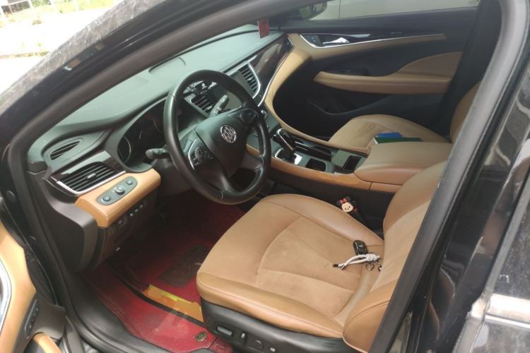 Used Buick LaCrosse 2018 20T Luxury Model Left Front Seat