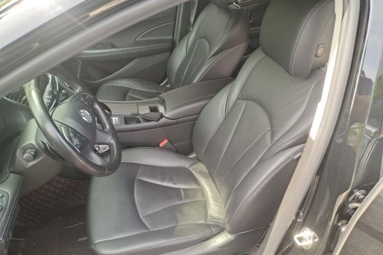 Used Buick LaCrosse 2018 20T Elite Edition Left Front Seat
