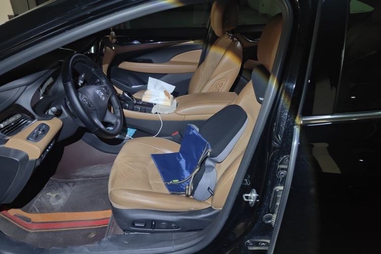 Used Buick LaCrosse 2018 20T Luxury Model Left Front Seat