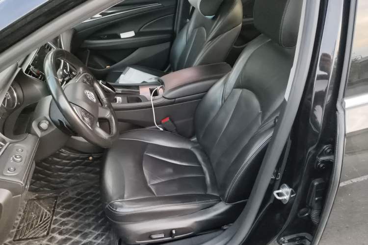 Used Buick LaCrosse 2018 20T Elite Edition Left Front Seat