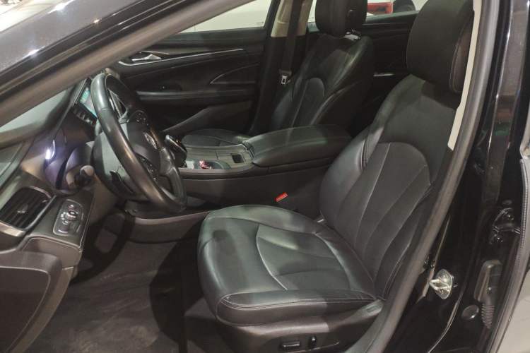 Used Buick LaCrosse 2018 20T Elite Edition Left Front Seat