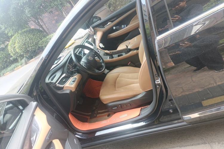 Used Buick LaCrosse 2018 28T Luxury Model Left Front Seat