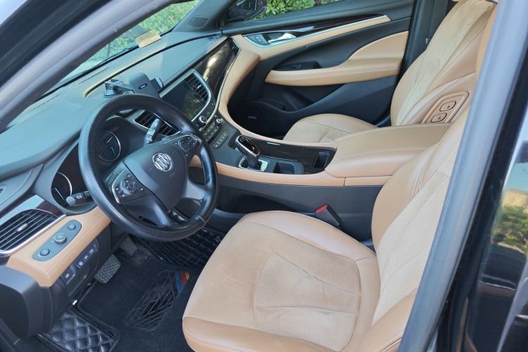 Used Buick LaCrosse 2018 20T Luxury Model Left Front Seat