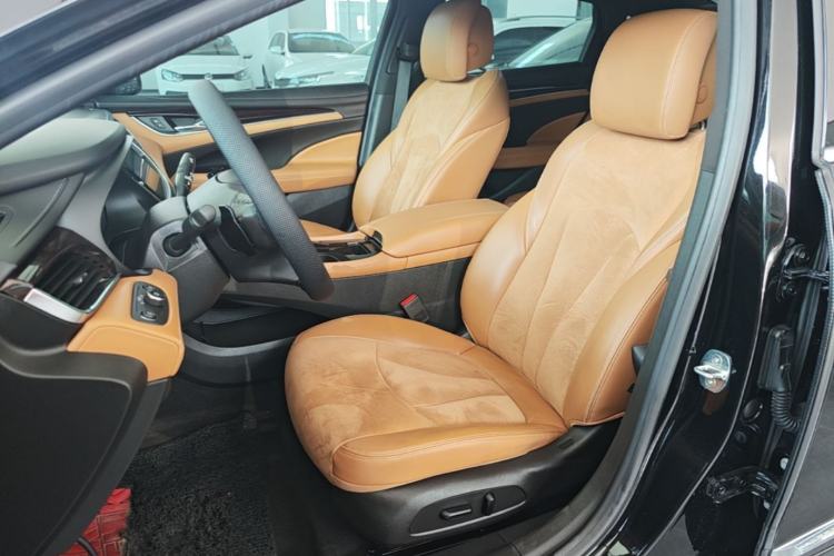 Used Buick LaCrosse 2018 28T Elite Edition Left Front Seat