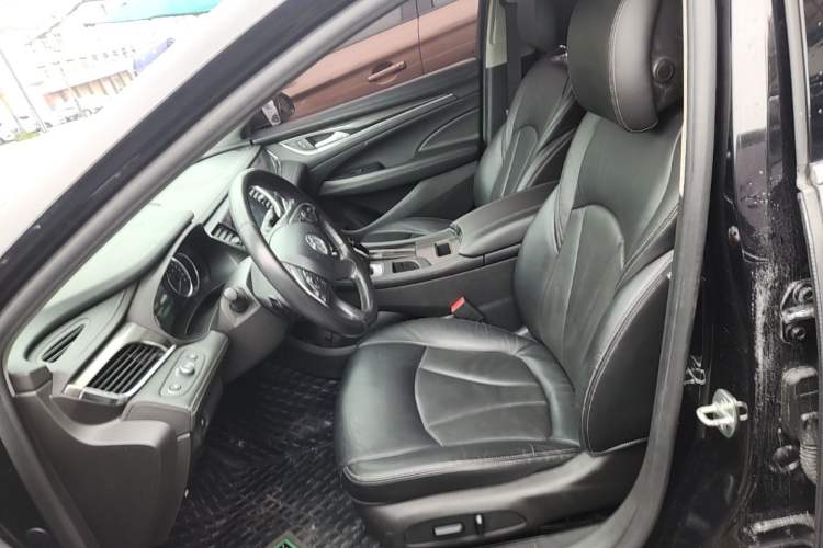 Used Buick LaCrosse 2018 20T Elite Edition Left Front Seat