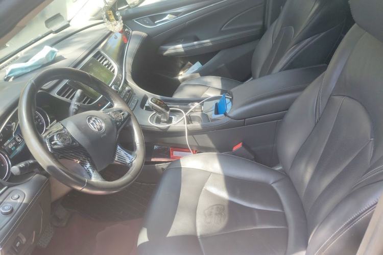 Used Buick LaCrosse 2018 20T Elite Edition Left Front Seat