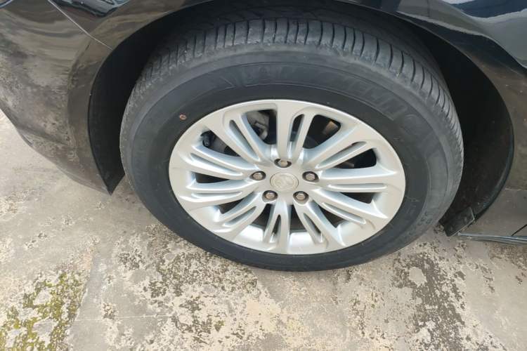 Used Buick LaCrosse 2018 30H Elite Edition Left Front Wheel Hub