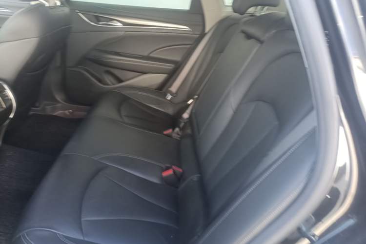 Used Buick LaCrosse 2018 20T Elite Edition Left Rear Seat