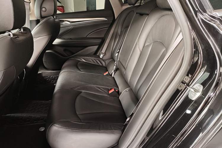 Used Buick LaCrosse 2018 20T Elite Edition Left Rear Seat