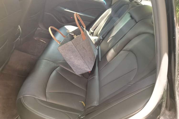 Used Buick LaCrosse 2018 20T Elite Edition Left Rear Seat