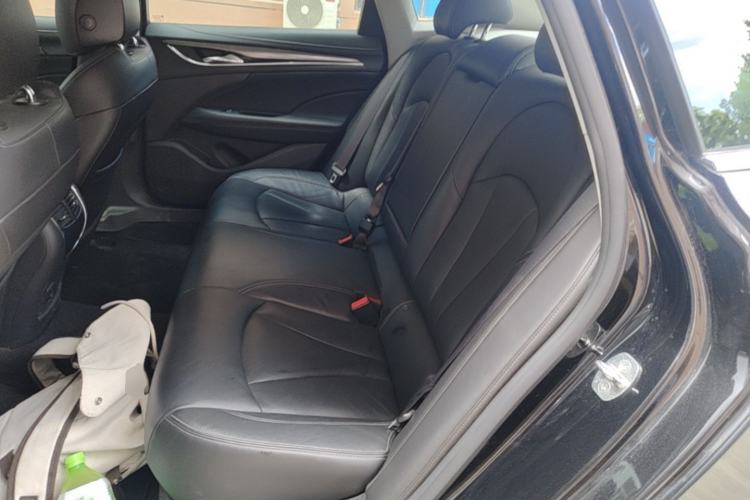 Used Buick LaCrosse 2018 20T Elite Edition Left Rear Seat