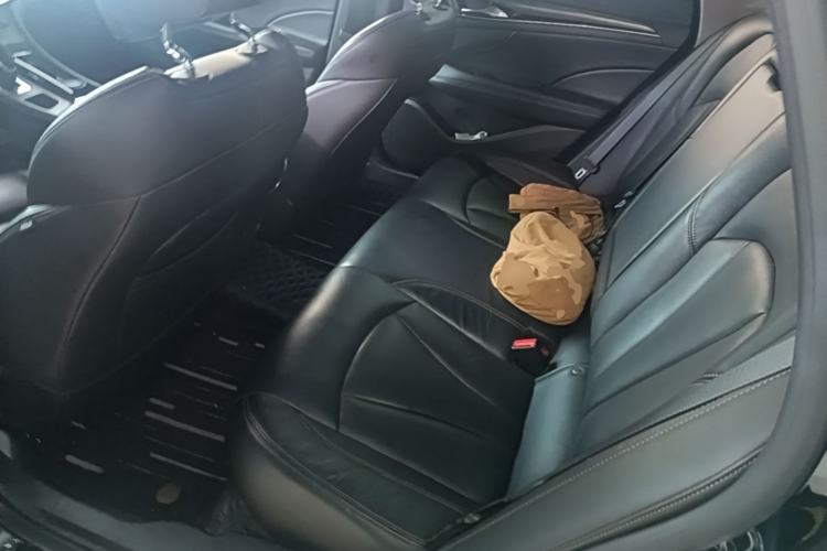 Used Buick LaCrosse 2018 20T Elite Edition Left Rear Seat