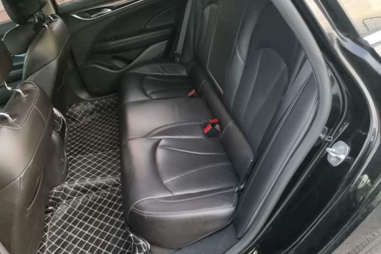 Used Buick LaCrosse 2018 20T Elite Edition Left Rear Seat