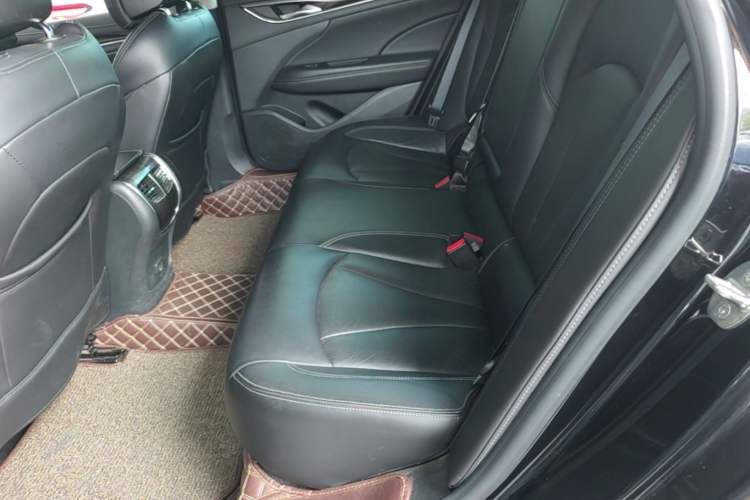 Used Buick LaCrosse 2018 20T Elite Edition Left Rear Seat