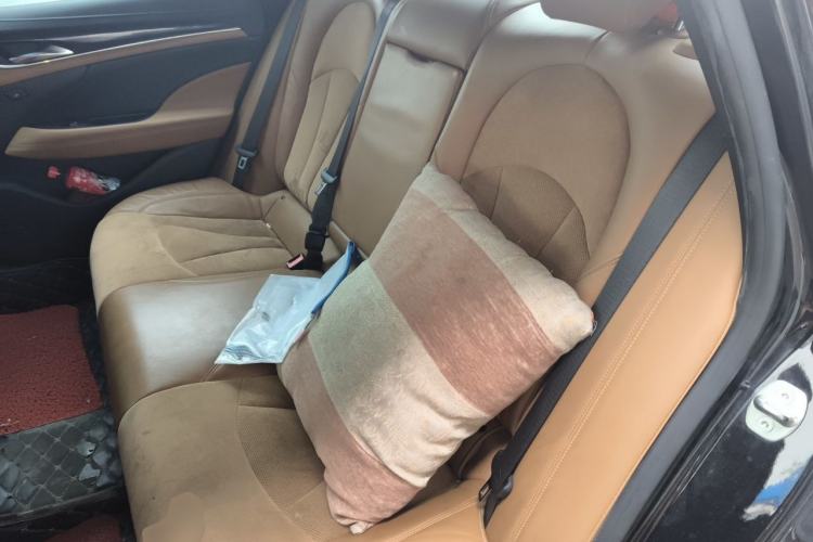 Used Buick LaCrosse 2018 28T Luxury Model Left Rear Seat